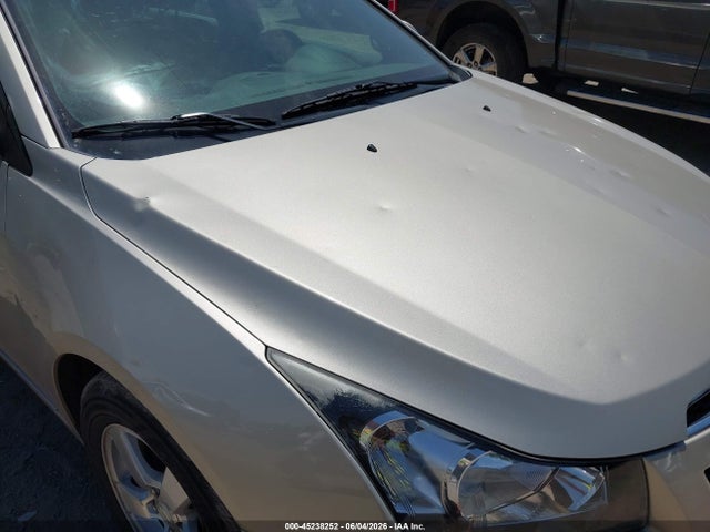 2013 Chevrolet CRUZE 1LT AUTO photo 6