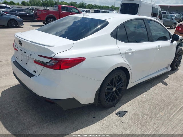 2025 Toyota CAMRY SE photo 4