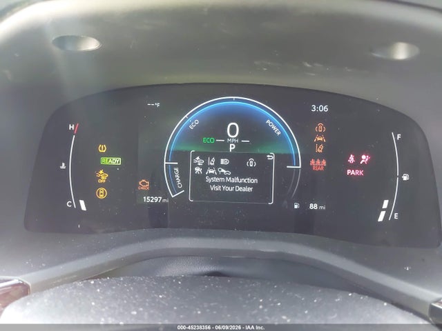 2025 Toyota CAMRY SE photo 7