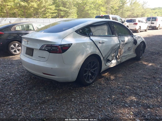 صورة 4 لـ 2020 Tesla MODEL 3 LONG RANGE DUAL MOTOR ALL-WHEEL DRIVE