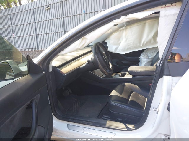 صورة 5 لـ 2020 Tesla MODEL 3 LONG RANGE DUAL MOTOR ALL-WHEEL DRIVE