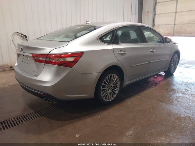 2018 Toyota AVALON LIMITED photo 4