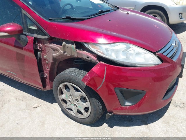 2013 FORD FIESTA SE 照片 6