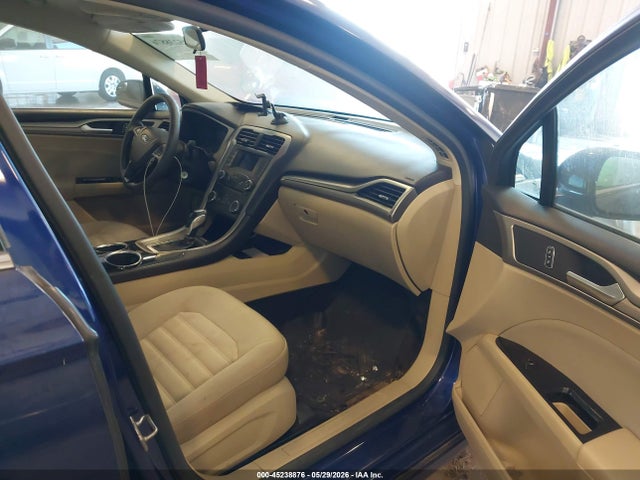 FORD FUSION SE - 5