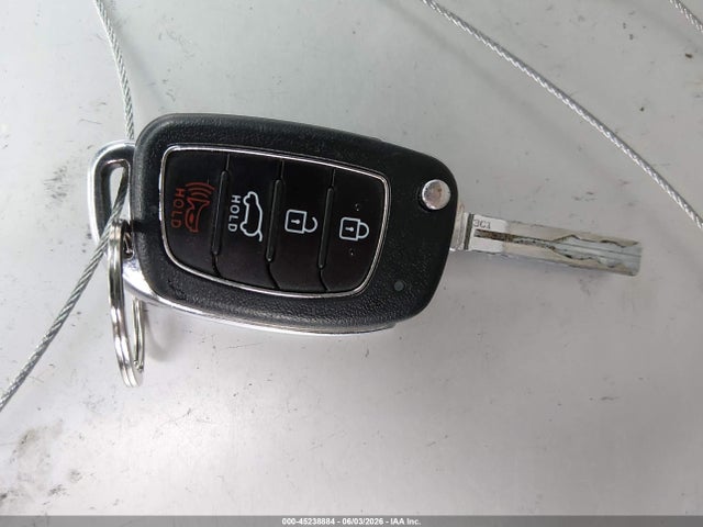 2019 HYUNDAI TUCSON SE 11