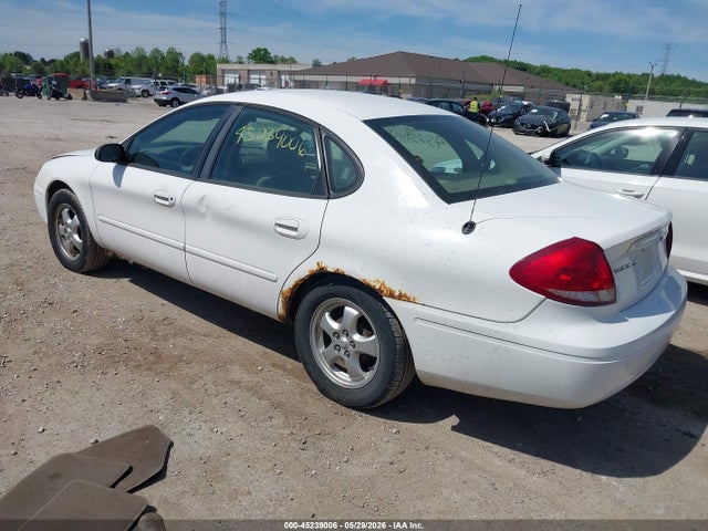 FORD TAURUS SE - 3