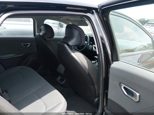 2025 KIA K4 LXS photo 8