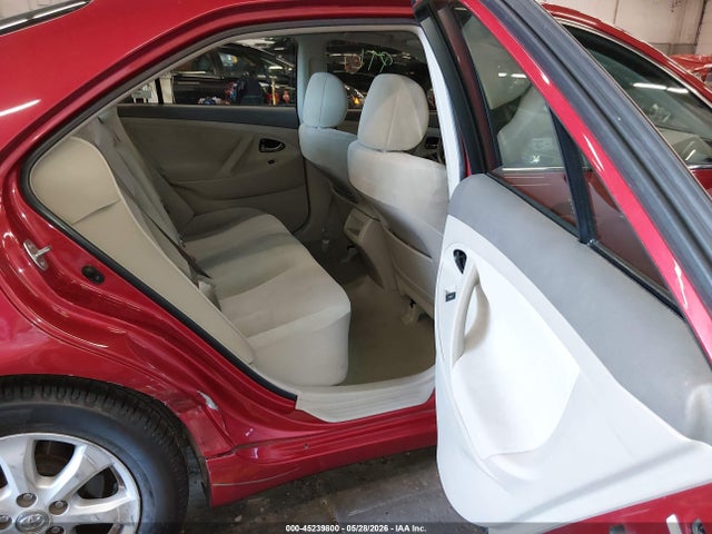 2011 Toyota CAMRY LE 照片 8
