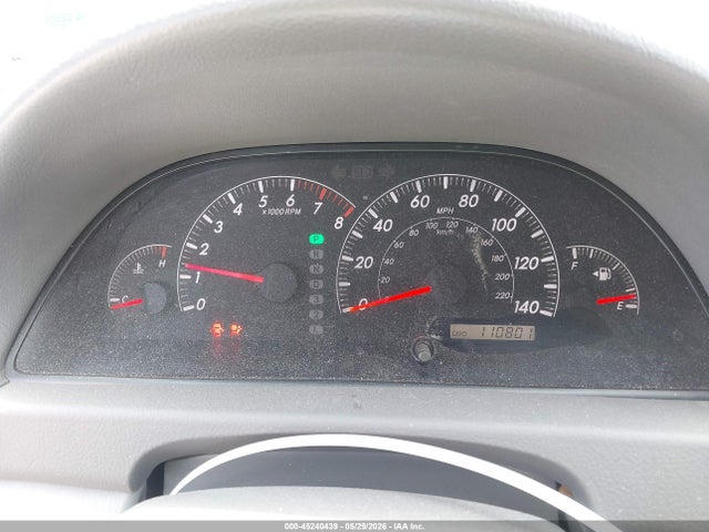 2005 Toyota CAMRY XLE V6 photo 7