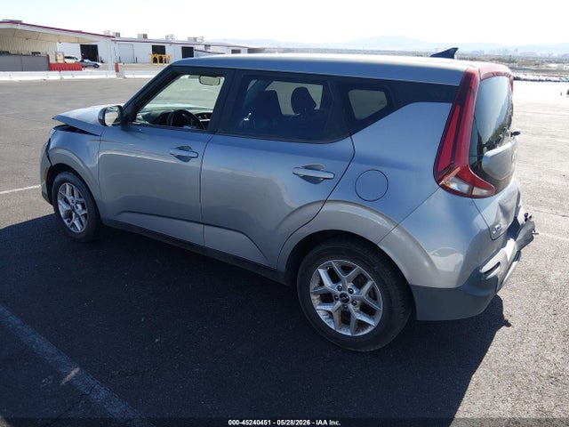 2022 KIA SOUL LX photo 3