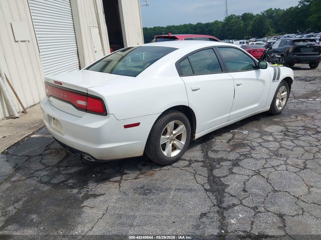 صورة 4 لـ 2014 Dodge CHARGER SE