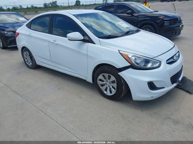 2016 HYUNDAI ACCENT SE