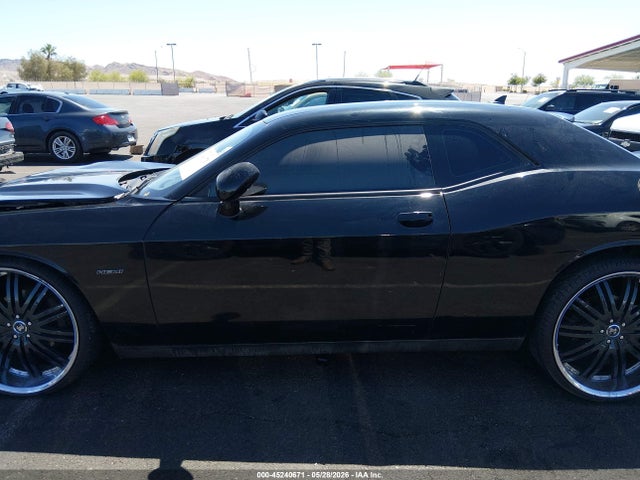 2015 Dodge CHALLENGER R/T — миниатюра 14