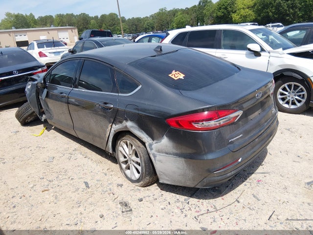 صورة 3 لـ 2019 FORD FUSION HYBRID SE