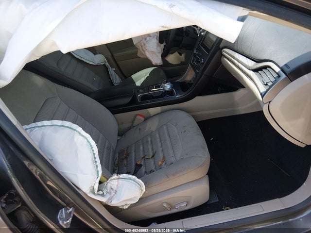 صورة 5 لـ 2019 FORD FUSION HYBRID SE