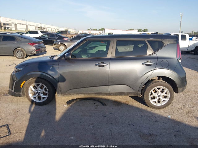2025 KIA SOUL LX 照片 14