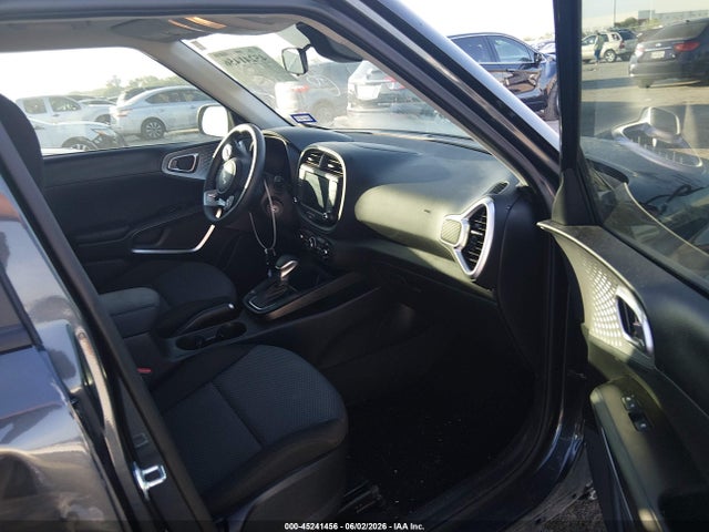 2025 KIA SOUL LX 照片 5