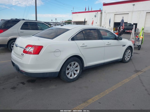 FORD TAURUS SE - 4