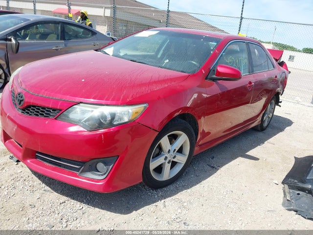 2012 Toyota CAMRY SE — фото 2