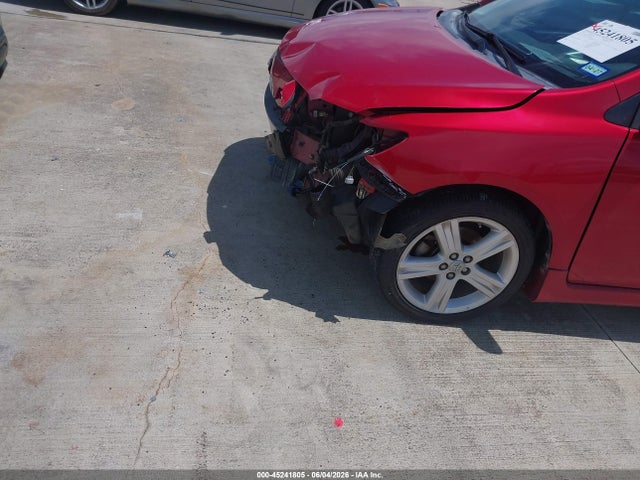2013 Toyota COROLLA S photo 6