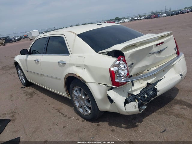 صورة 3 لـ 2010 Chrysler 300C AWD