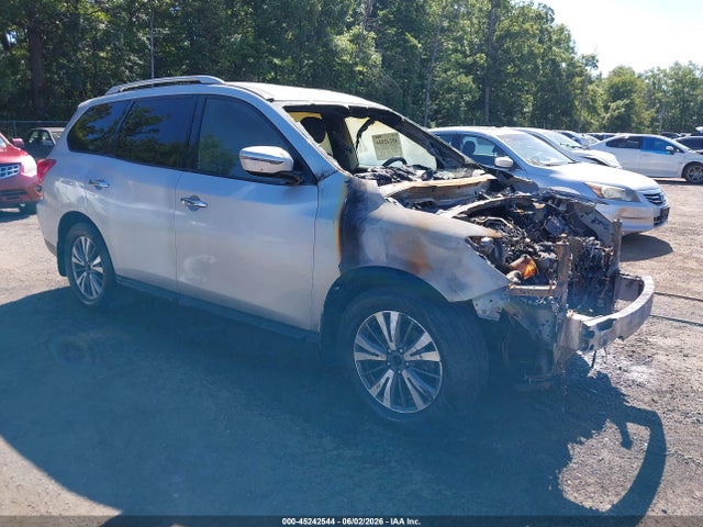 2017 NISSAN PATHFINDE S
