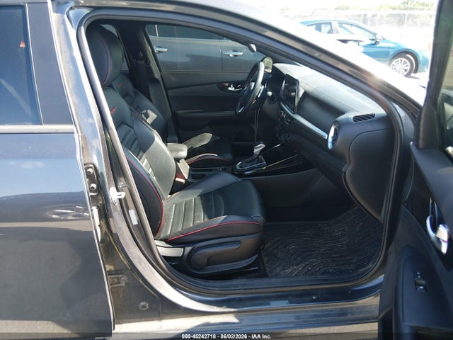 صورة 5 لـ 2022 KIA FORTE GT
