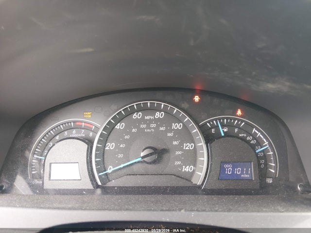2012 Toyota CAMRY LE photo 7