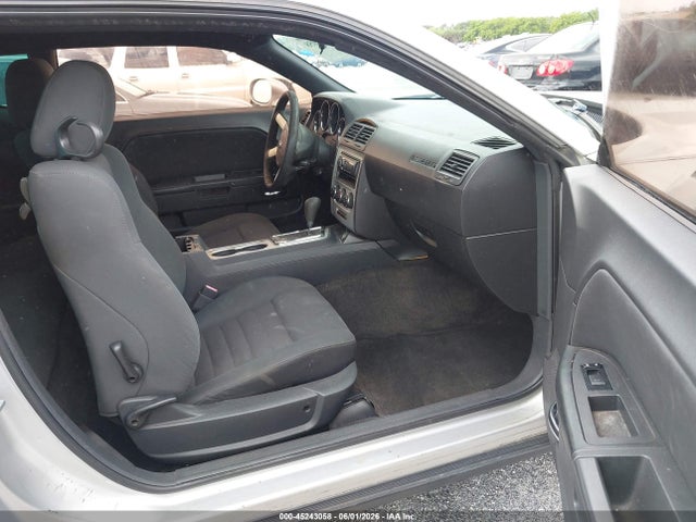 2010 Dodge CHALLENGER SE 照片 5