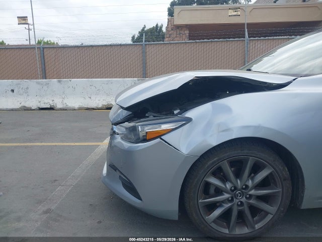 2018 Mazda MAZDA3 TOURING — фото 19