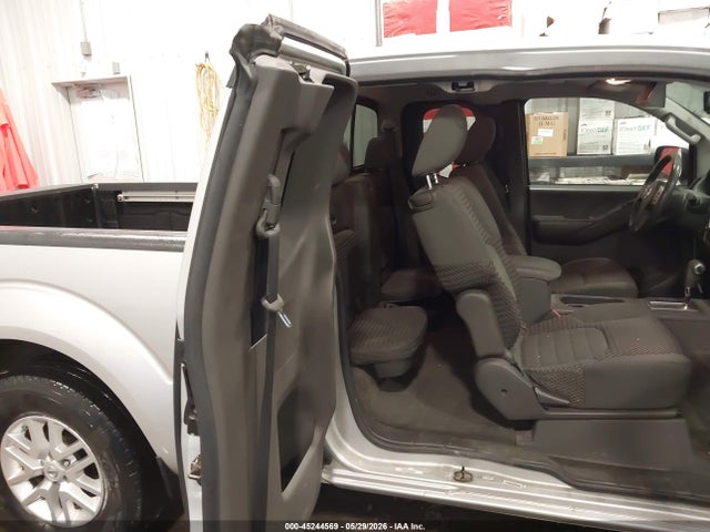 2014 Nissan FRONTIER SV — фото 8