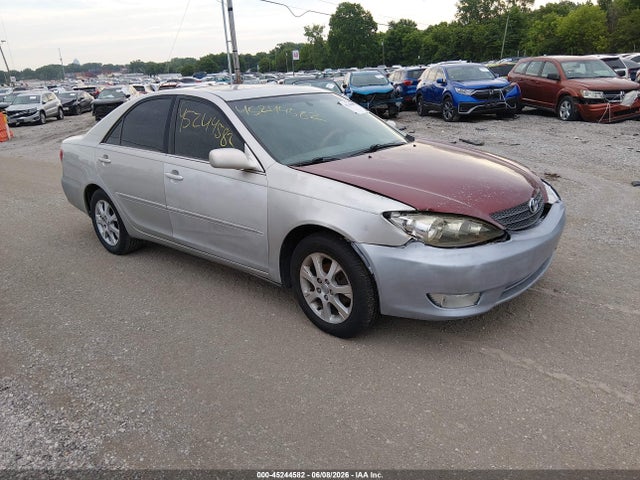 2005 TOYOTA CAMRY XLE