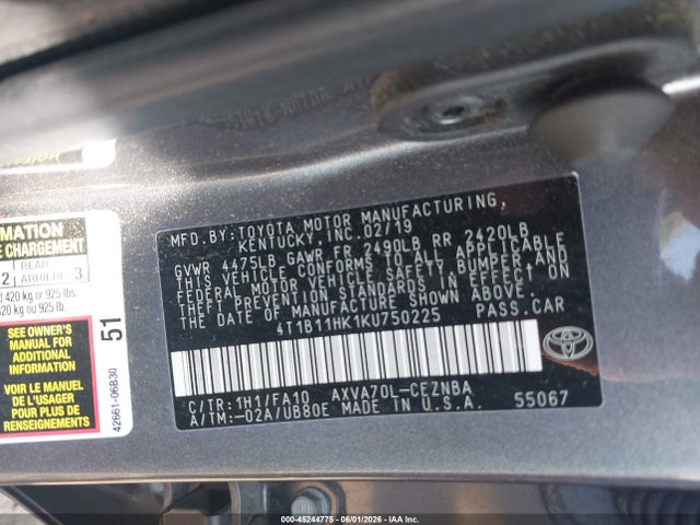 2019 Toyota CAMRY LE photo 9