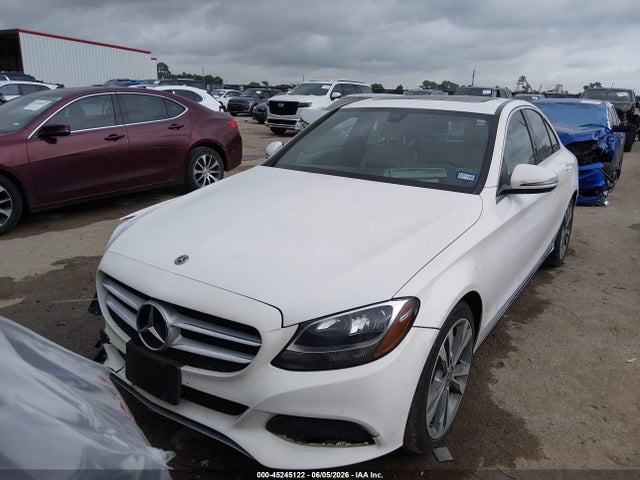 صورة 2 لـ 2018 Mercedes-BENZ C 300