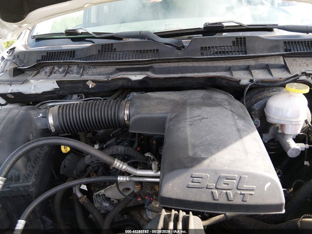 صورة 10 لـ 2018 RAM 1500 TRADESMAN 4X4 5'7 BOX