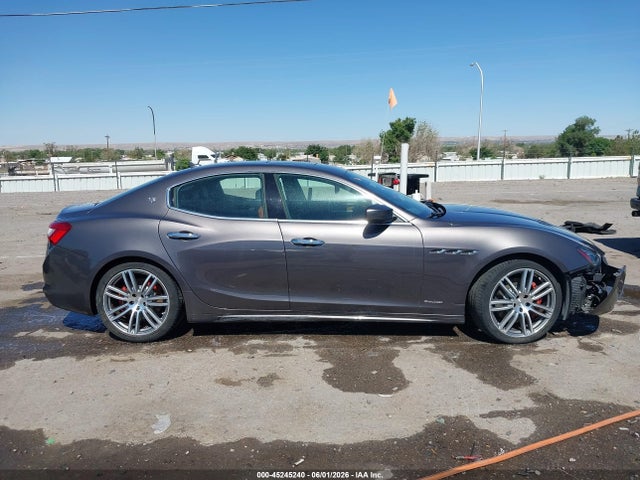صورة 13 لـ 2019 Maserati GHIBLI S Q4 GRANLUSSO