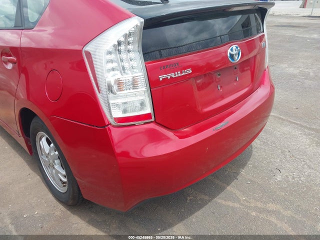 2010 Toyota PRIUS III thumbnail 12