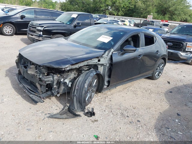 صورة 2 لـ 2022 Mazda MAZDA3 PREFERRED
