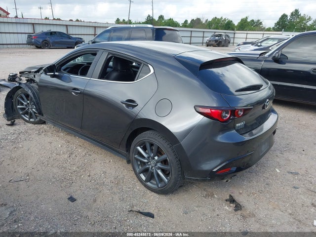 صورة 3 لـ 2022 Mazda MAZDA3 PREFERRED
