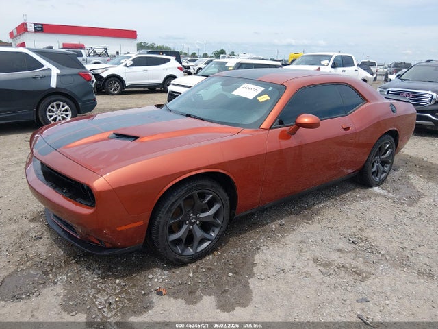 2020 DODGE CHALLENGER SXT 2