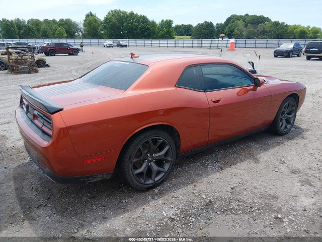 2020 DODGE CHALLENGER SXT 4