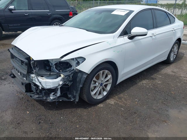 صورة مصغرة 17 لـ 2020 FORD FUSION SE
