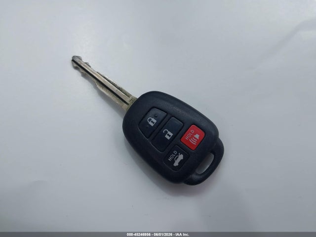2016 Toyota COROLLA LE — миниатюра 11