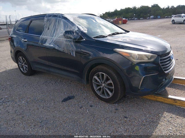 2017 HYUNDAI SANTA FE SE