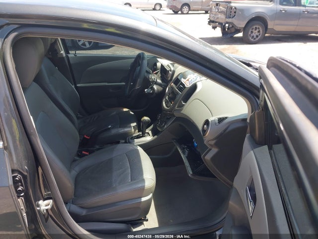 2015 Chevrolet SONIC LTZ AUTO 照片 5