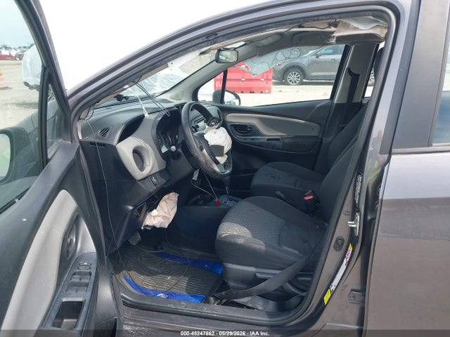 2017 Toyota YARIS L photo 5