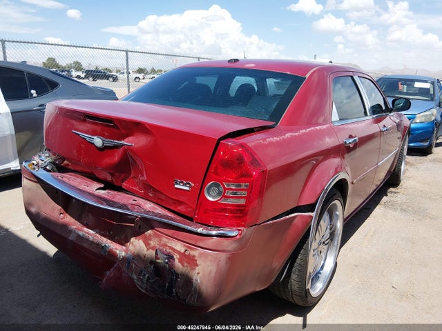 صورة 4 لـ 2010 Chrysler 300 TOURING/SIGNATURE SERIES/EXECUTIVE SERIES