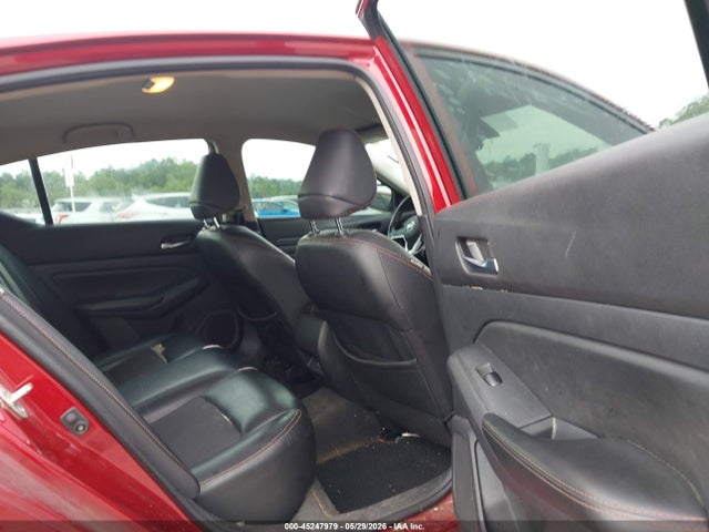 2020 Nissan ALTIMA SR FWD photo 8