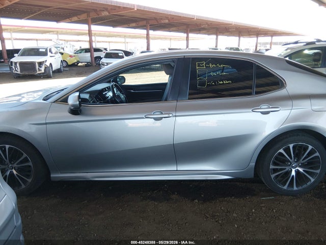 2020 Toyota CAMRY SE — миниатюра 14