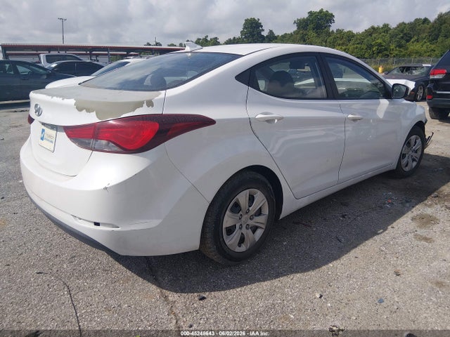 2016 Hyundai ELANTRA SE photo 4